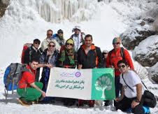 کوهپیمایی تیم کوهنوردی بانک ایران زمین در منطقه آبشار سنگان