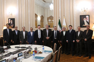 نشست مشترک مدیران ارشد بانک ملی ایران و اگزیم بانک روسیه