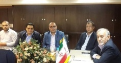 دیدار نوروزی رئیس هیئت مدیره بانک ایران زمین از شعب کیش